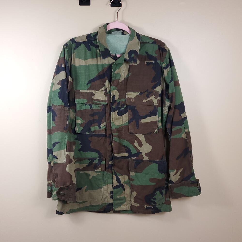 Army Hot Weather Combat Coat in Woodland Camo Size Small Long